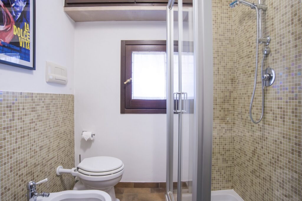 rome-aparement-monti-cacio-pepe-int.15_40